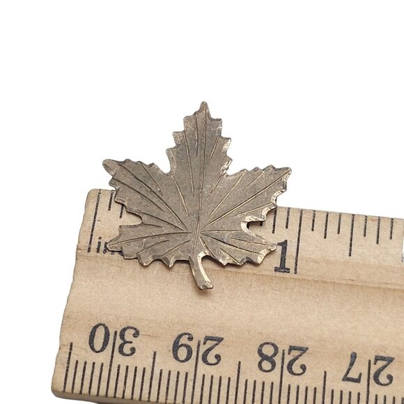 Gold Vermeil Sterling Maple Leaf Brooch Pin Gold Tone Vintage - Picture 5 of 6